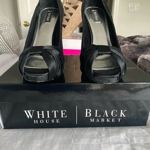 White House Black Market women’s size 11 Black Pump